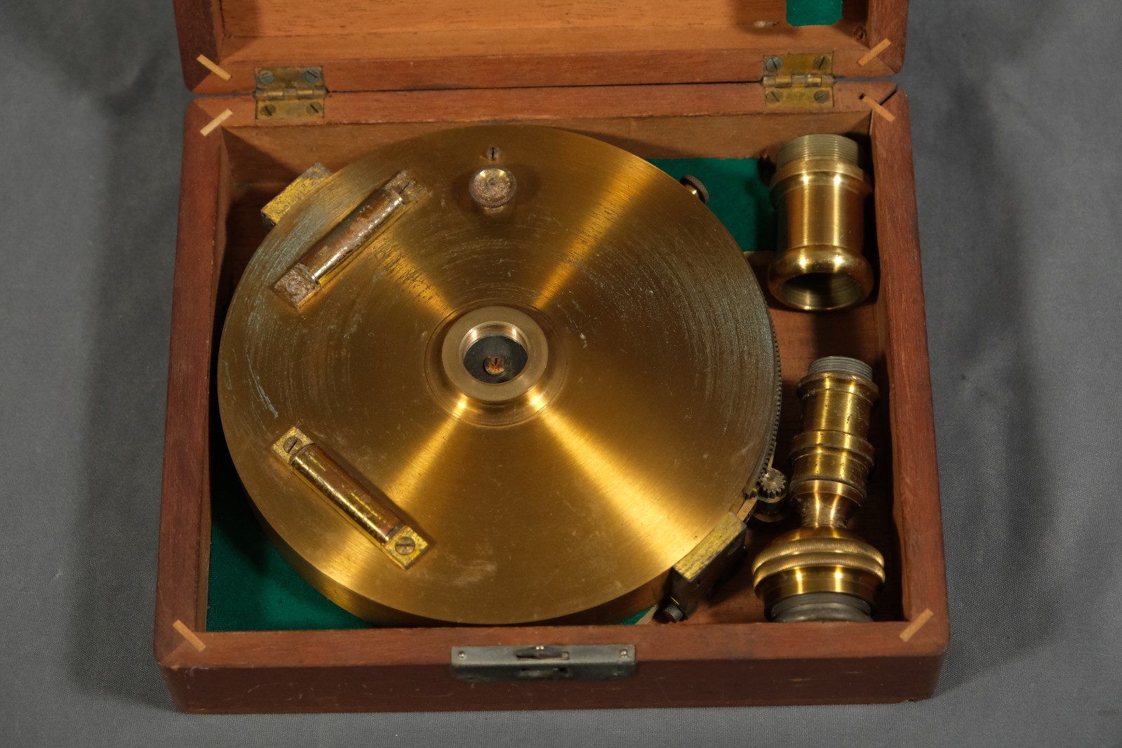 W & LE Gurley Brass Surveyors Staff Compass with Wood Case (Crack Glass)