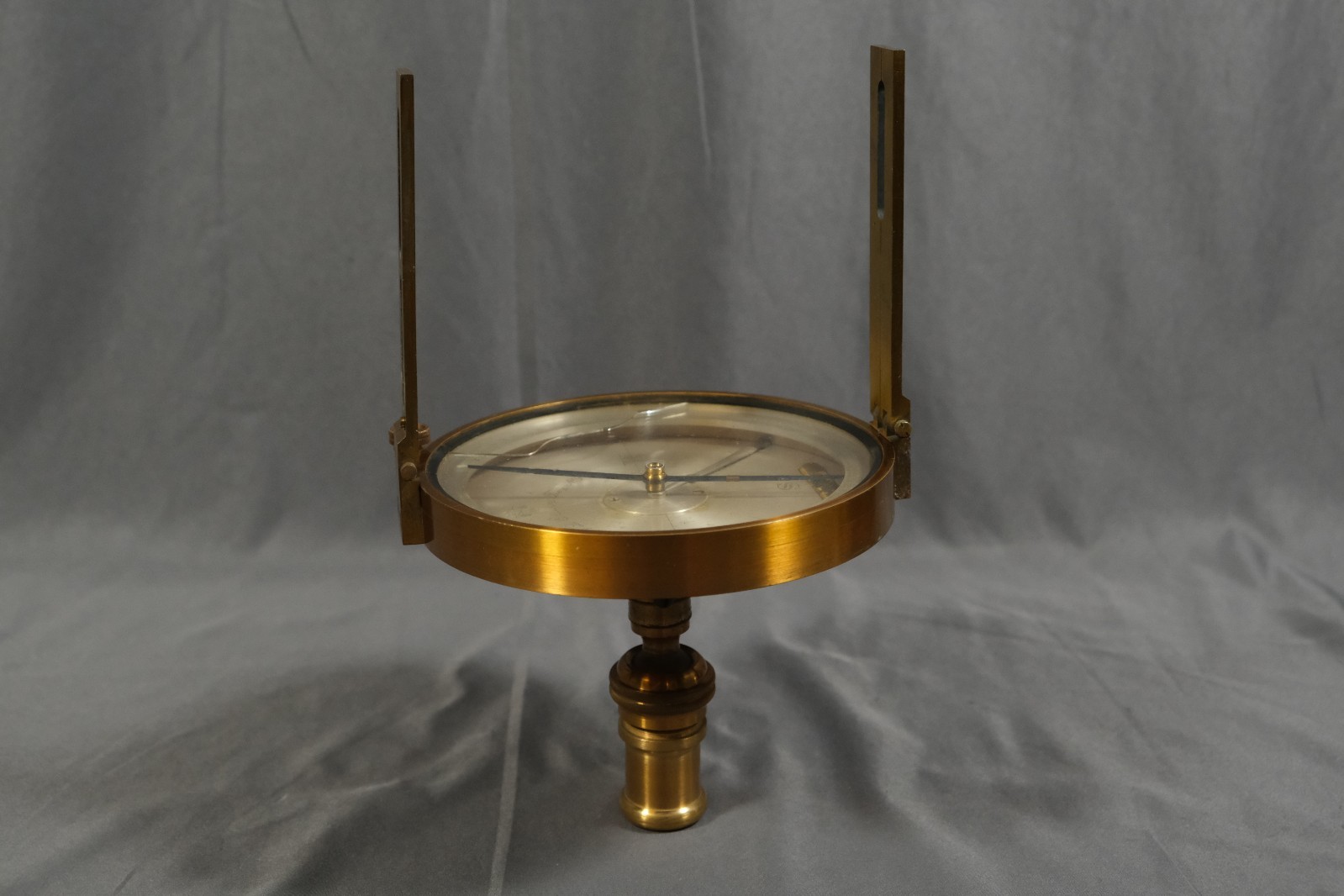 W & LE Gurley Brass Surveyors Staff Compass with Wood Case (Crack Glass)