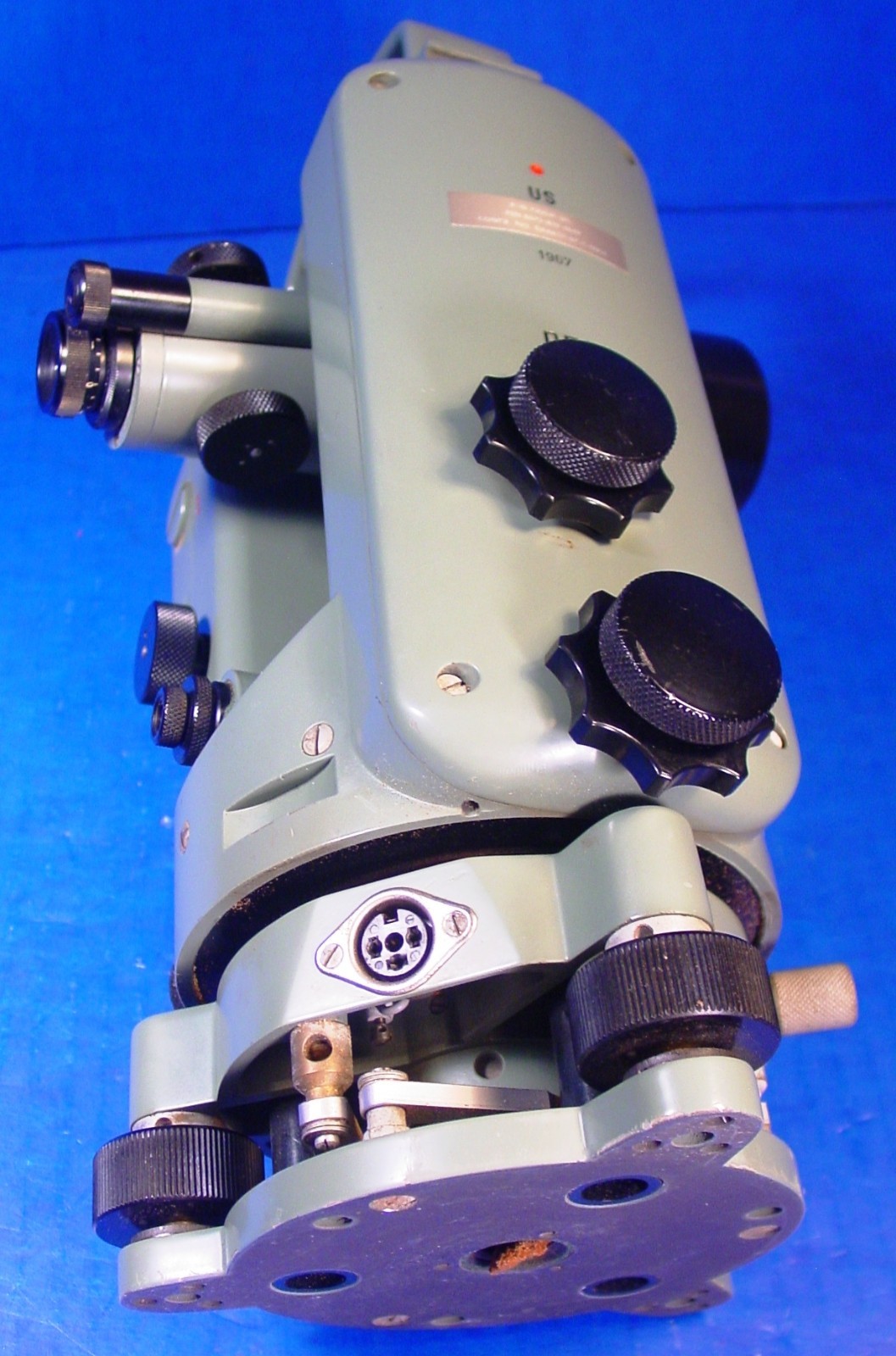 Keuffel Esser KE-6 Survey Theodolite – Nice Survivor