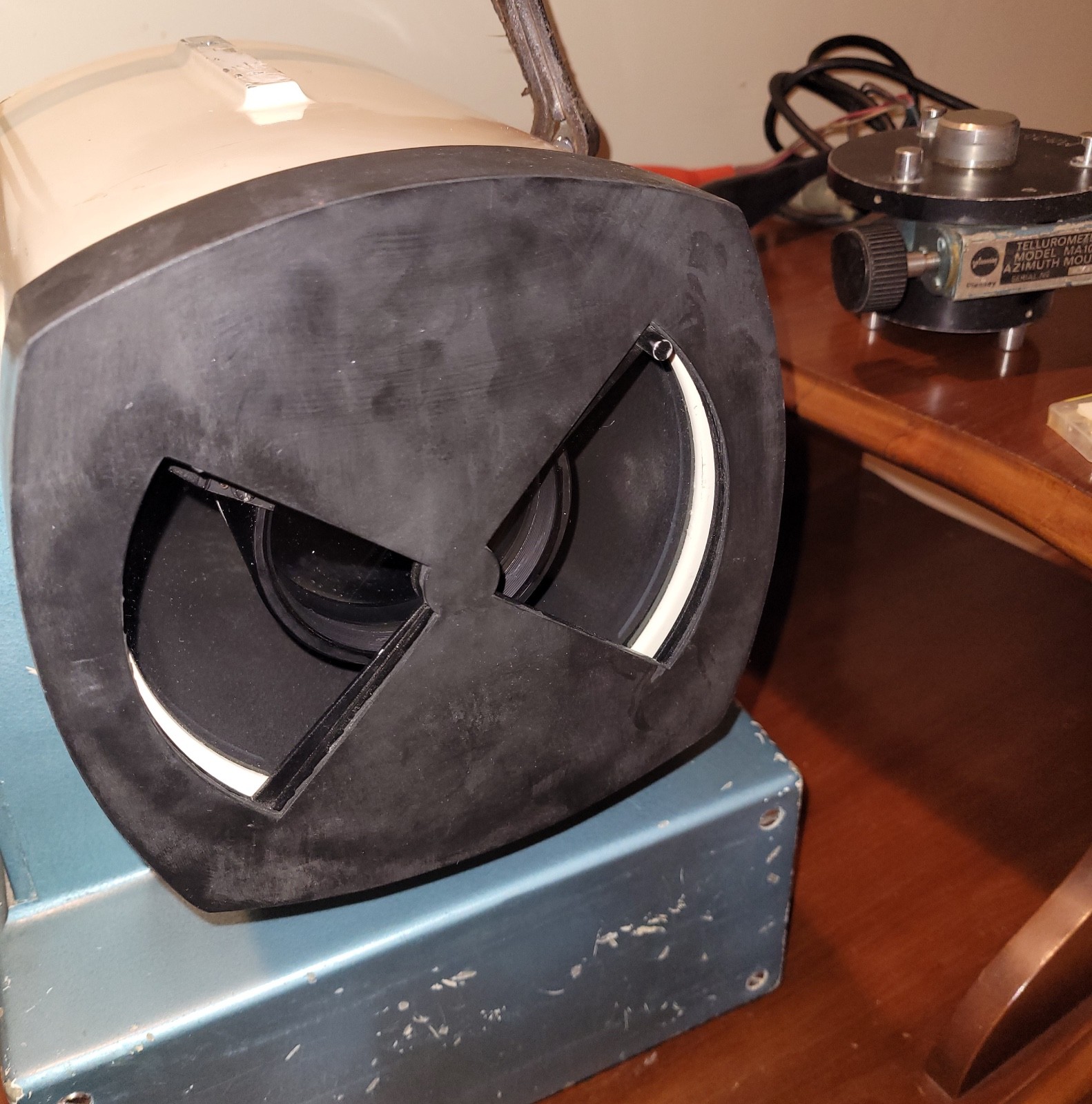 Vintage PLESSEY TELLUROMETER model MA100 Surveying EDM Equipment