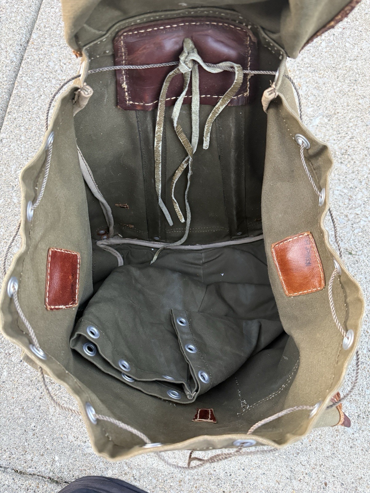 Vintage Wild Heerbrugg Surveying Survey Rucksack Backpack, Canvas & Leather
