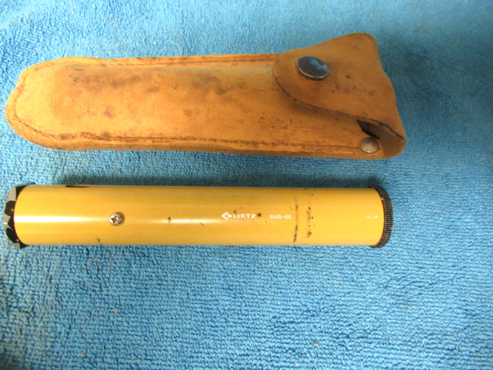 LIETZ 8043-50 Surveyor’s Hand Level Sighting Scope Leather Case.