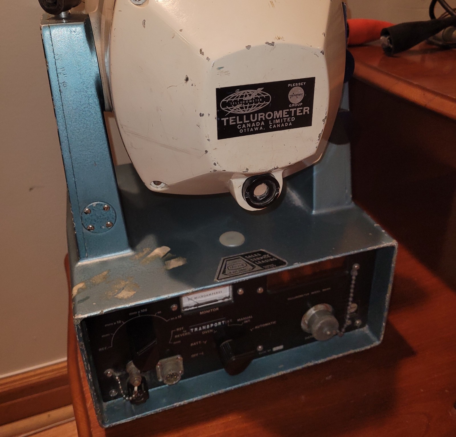 Vintage PLESSEY TELLUROMETER model MA100 Surveying EDM Equipment