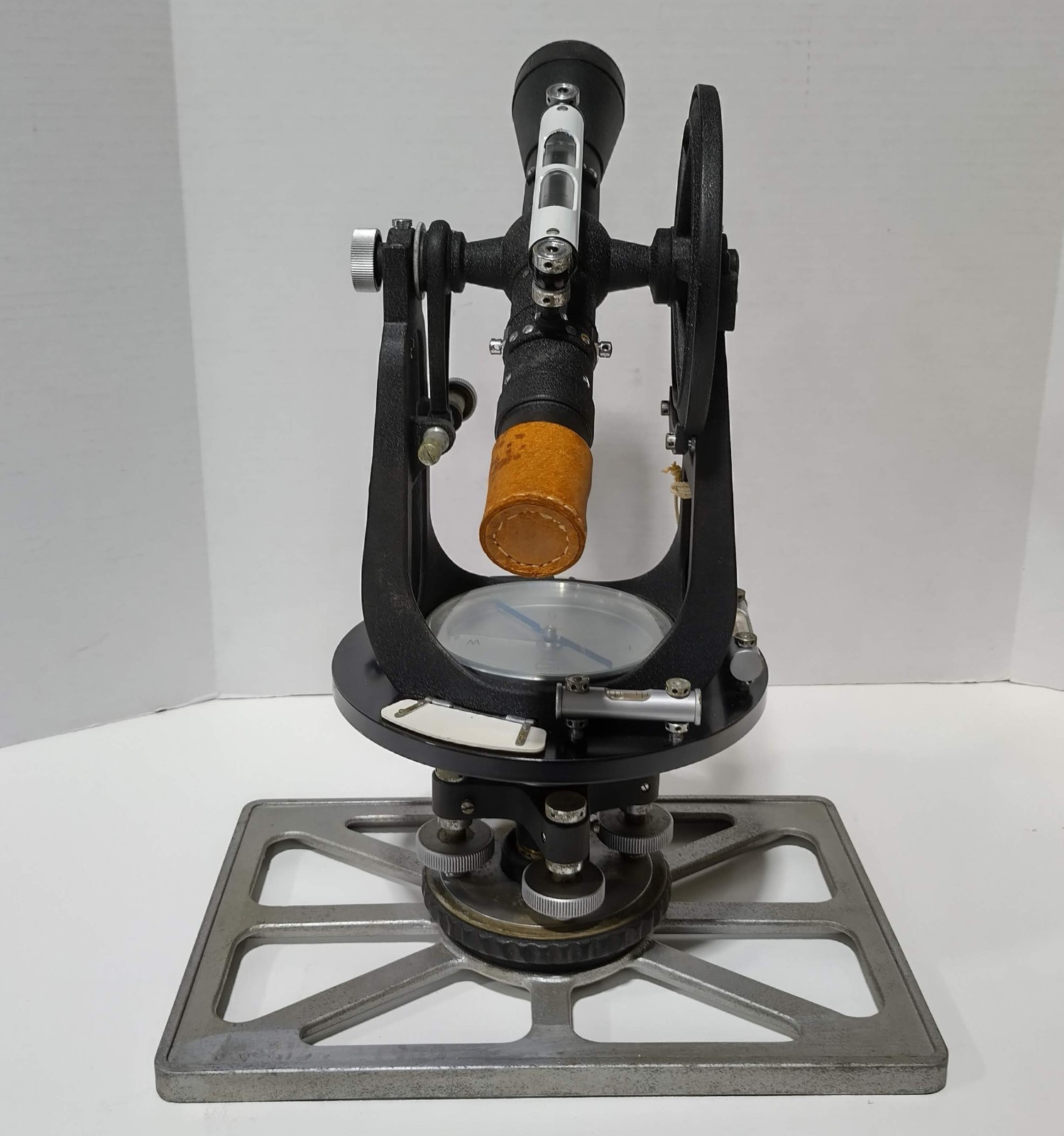 Lietz No. 625 Sokkisha Transit Compass w/Original Box Vintage Late 1960s 53118