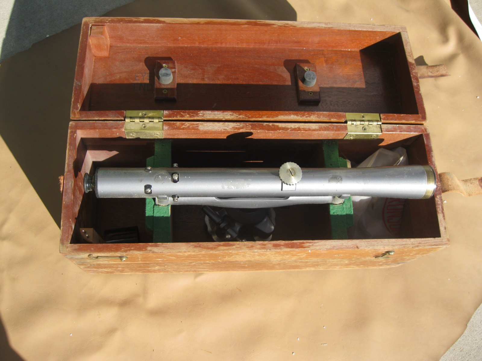 Vintage Brunson Dumpy Level Model 45, Wood Case, Good condition, Works Properly