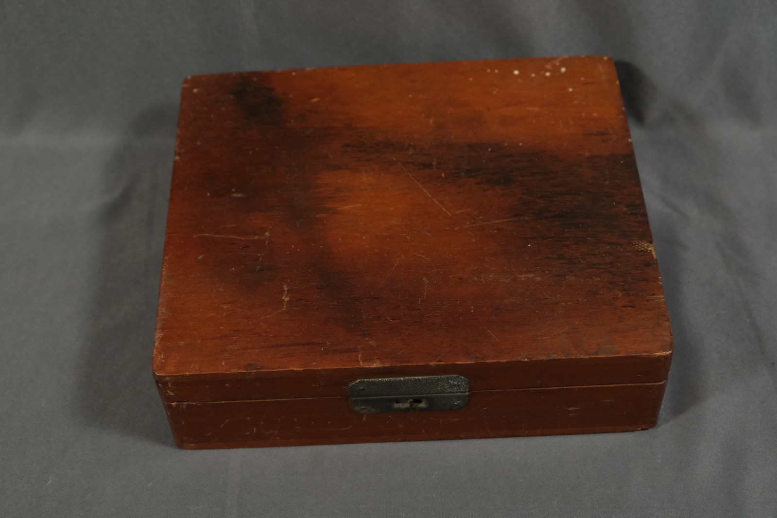 W & LE Gurley Brass Surveyors Staff Compass with Wood Case (Crack Glass)