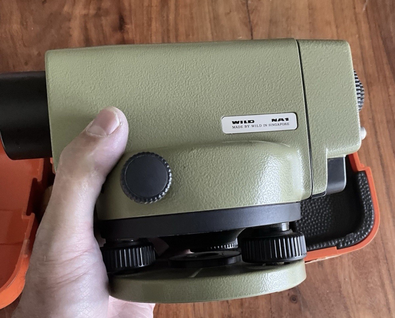 Wild Heerbrugg NA-1 Surveying Level Universal Automatic with Case