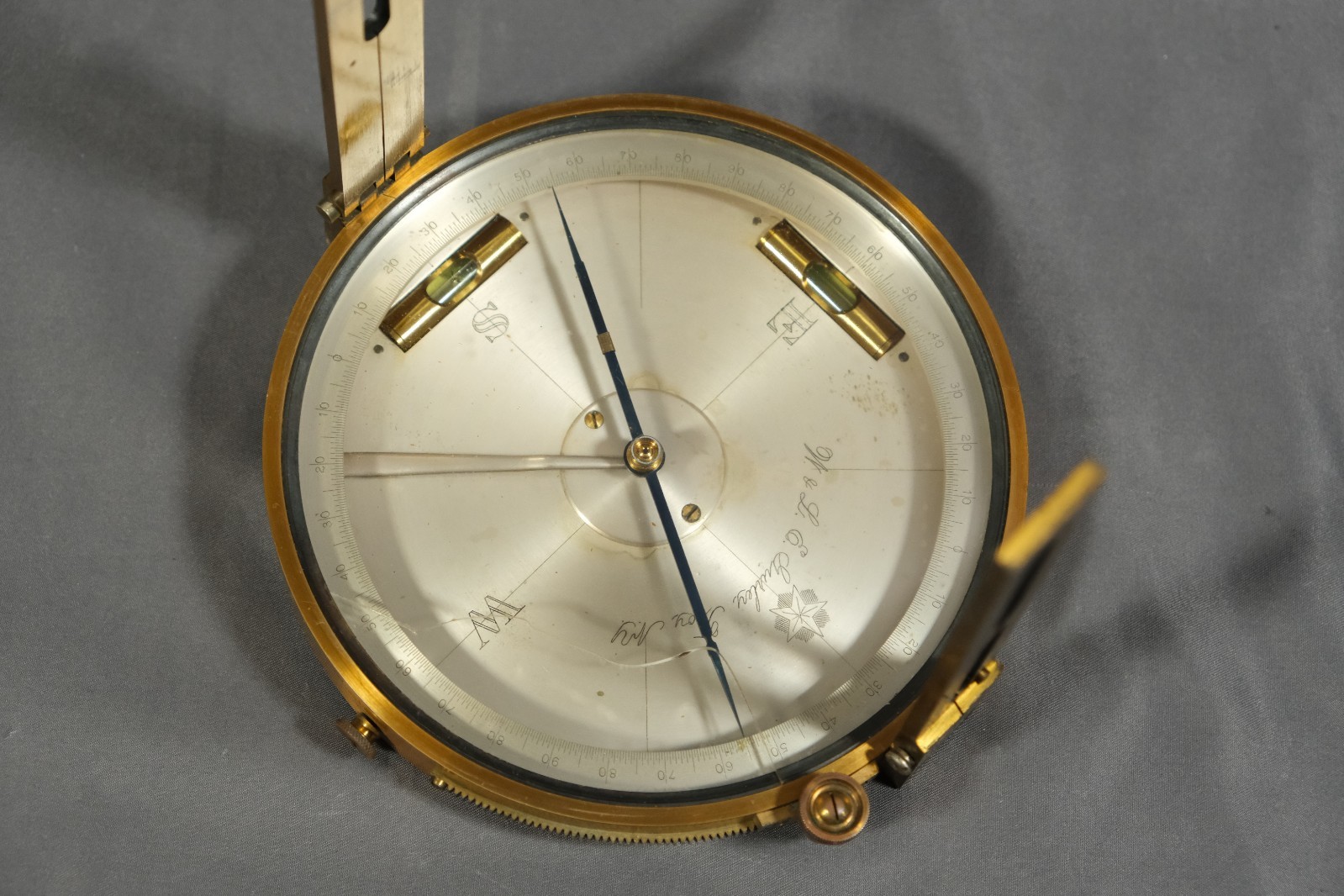 W & LE Gurley Brass Surveyors Staff Compass with Wood Case (Crack Glass)