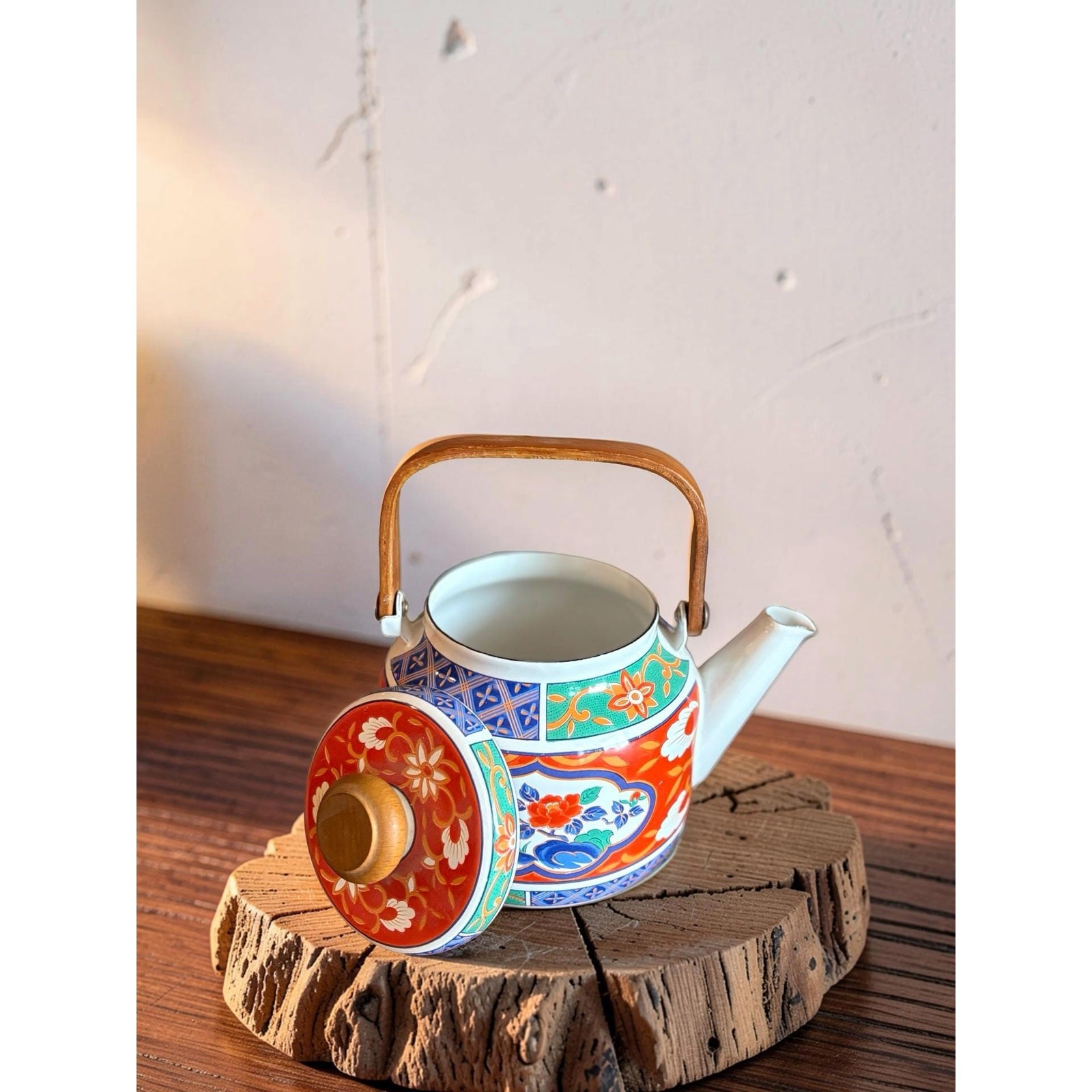 Vintage Takahashi Japan Imari Teapot Wooden Handle Mid Century