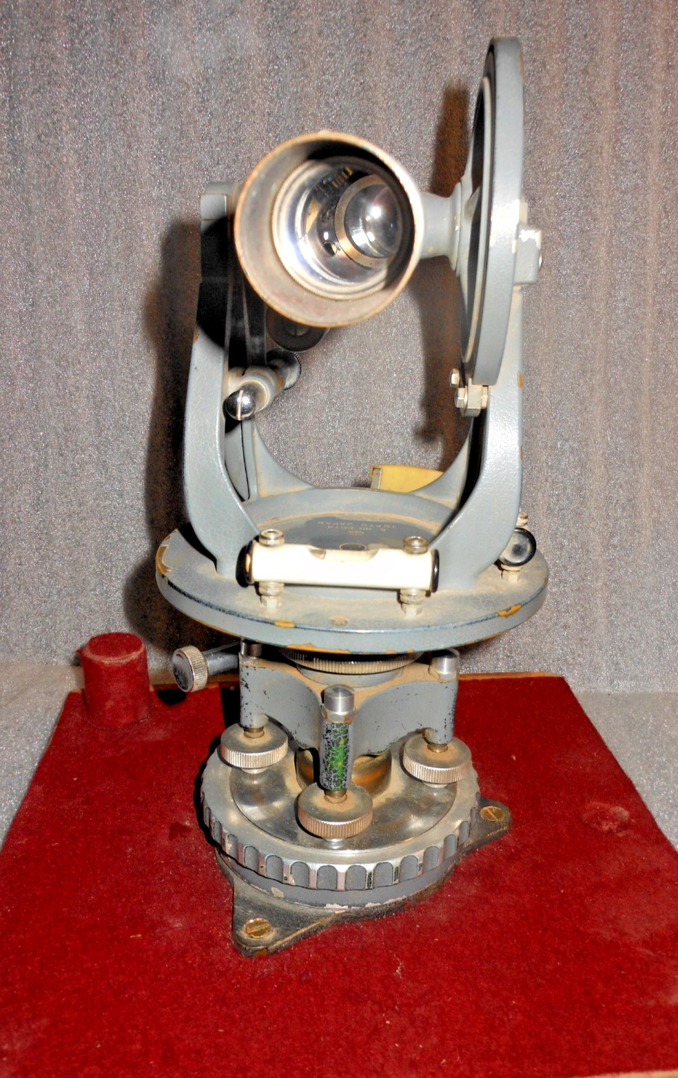 Vintage Eagle Model 10 Surveyor Transit Level w/Oak Carry Case made in Japan
