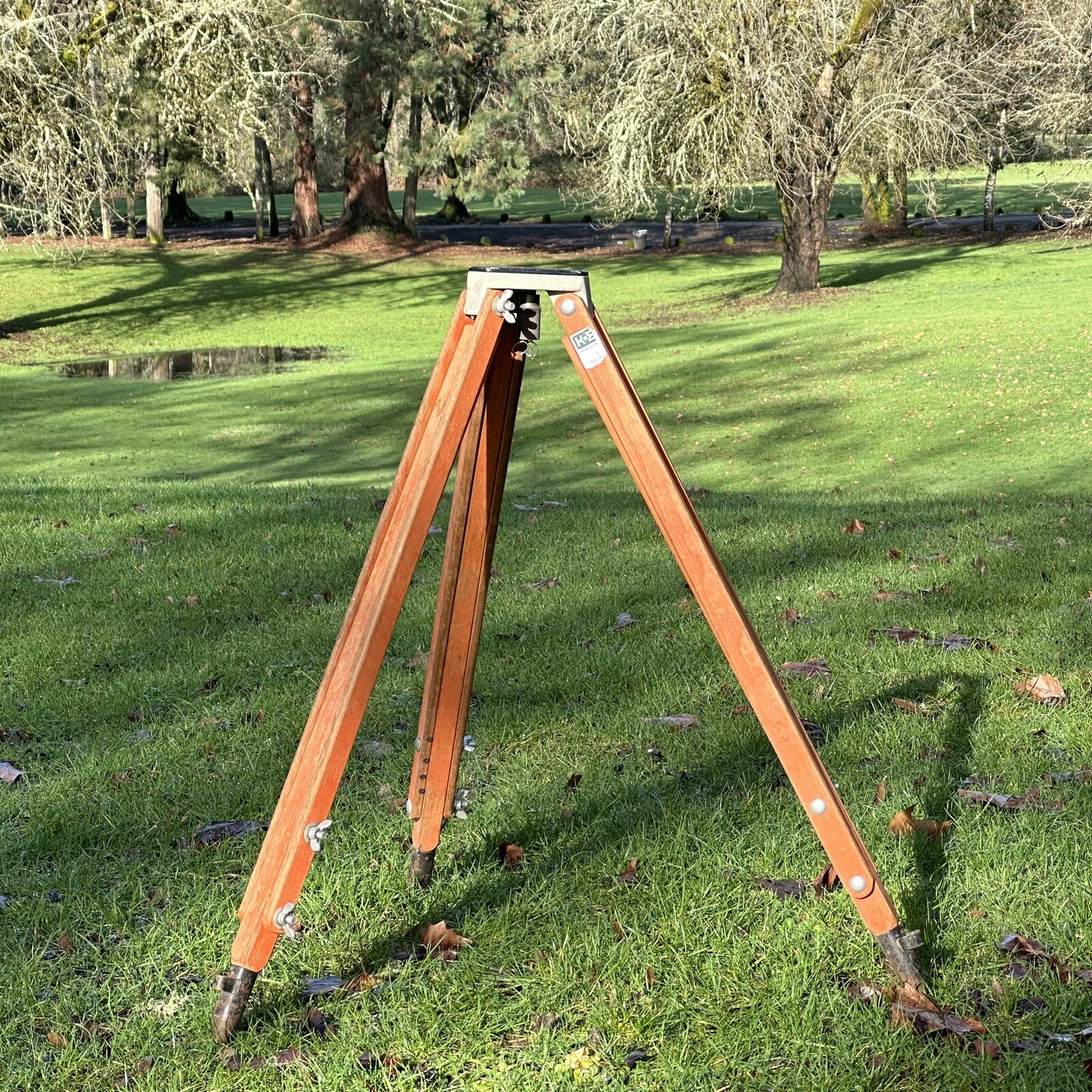 Keuffel & Esser Surveyors Tripod #780016 – America’s First Drafting Supplies Co.