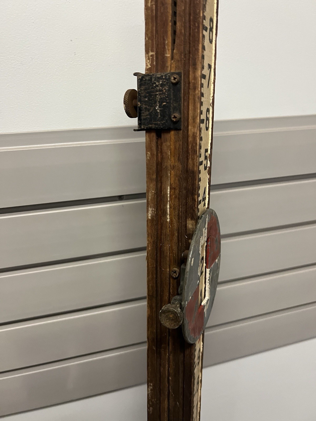 Vintage 9 Ft WOOD MEASURING STICK grade rod rule surveying story pole industrial