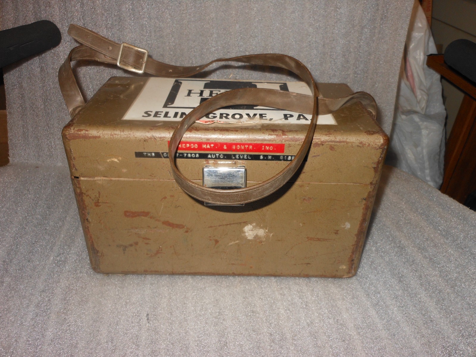 Vintage THS Auto Surveyor Transit Level Model #57-7805 made in Japan
