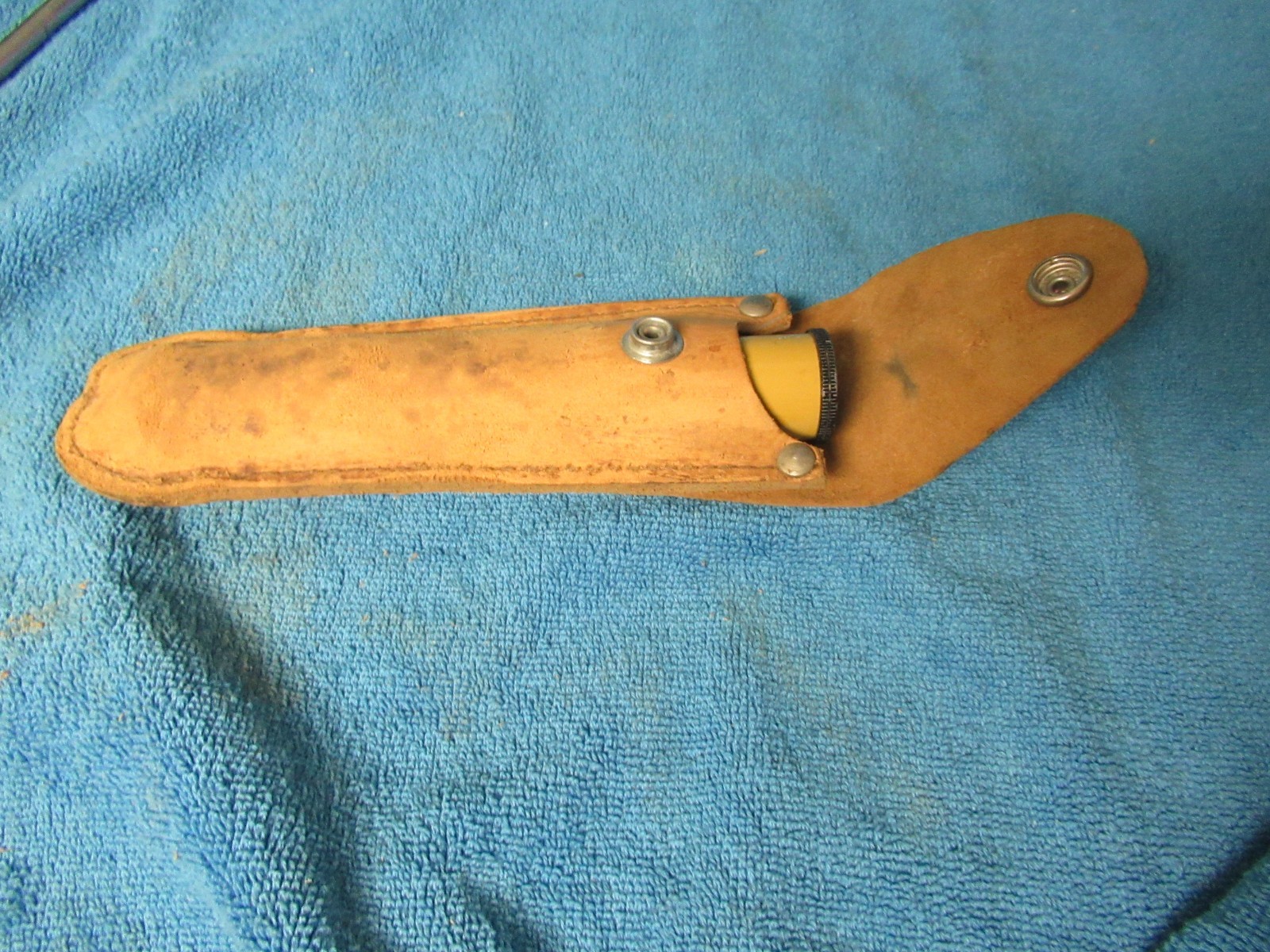 LIETZ 8043-50 Surveyor’s Hand Level Sighting Scope Leather Case.