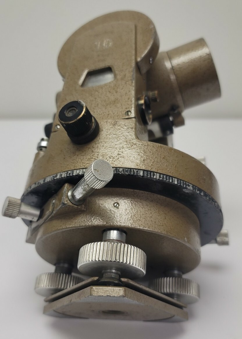 THS Surveying/Survey Level Model 57-7202 Made in Japan Vintage
