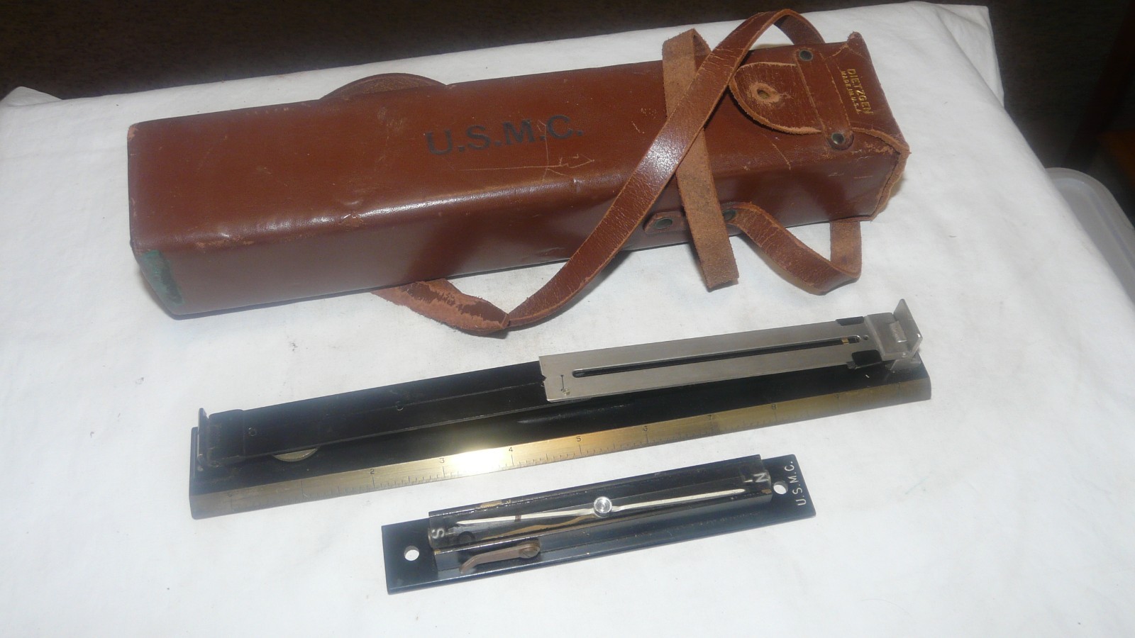 RARE VINTAGE DIETZGEN USMC MAP READING SURVEYORS TOOL WITH CASE & COMPASS