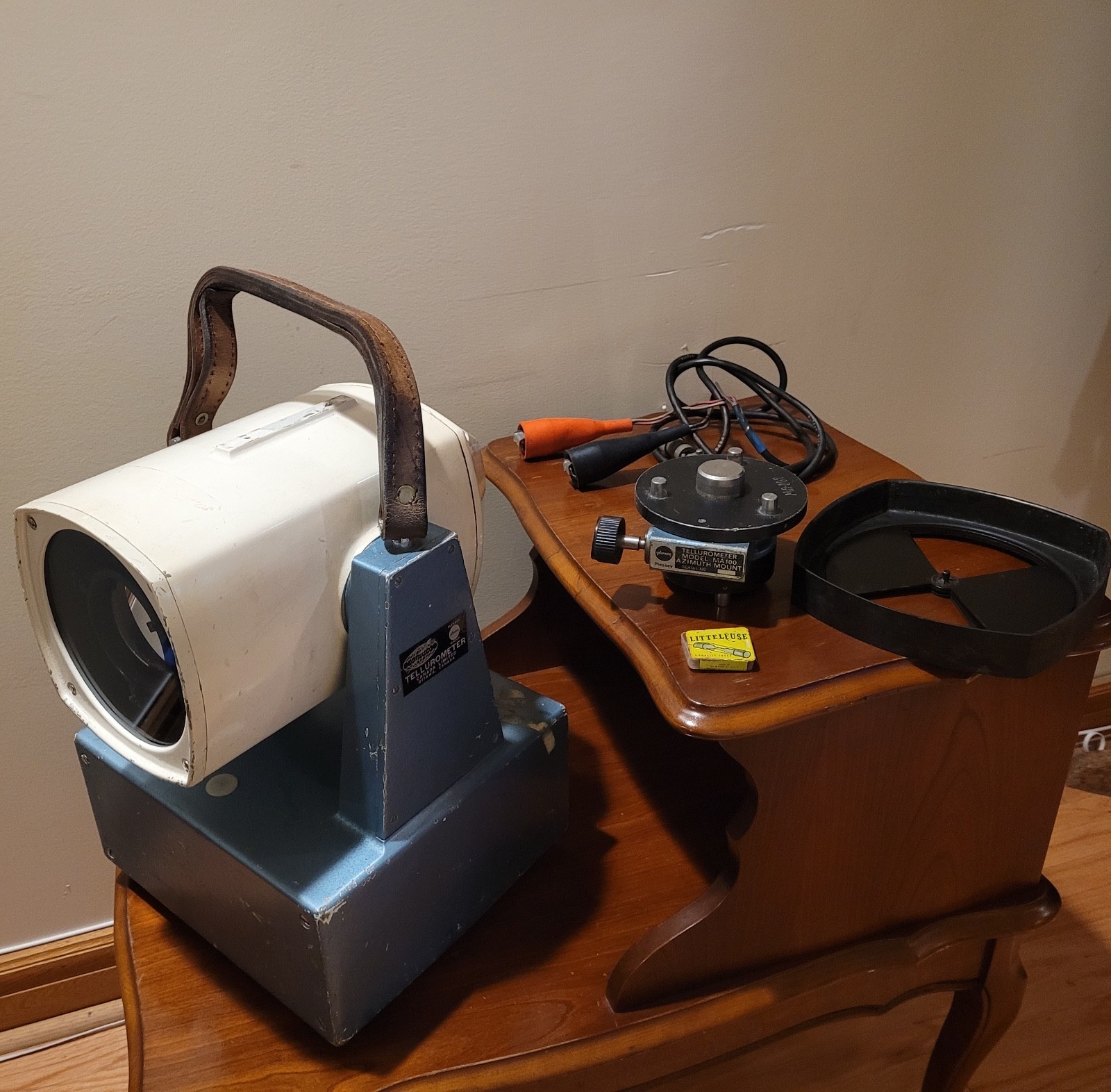 Vintage PLESSEY TELLUROMETER model MA100 Surveying EDM Equipment